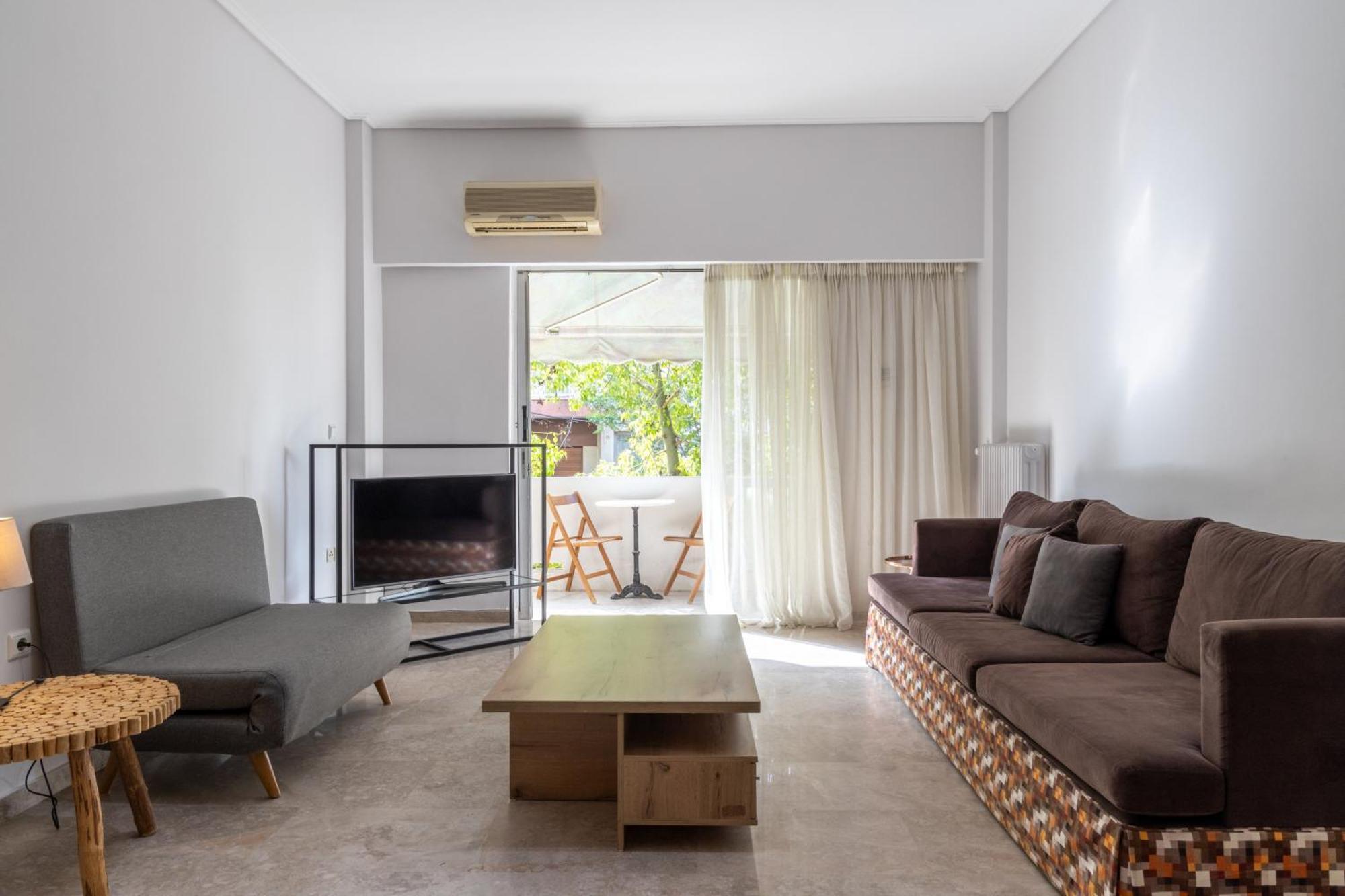 Lovely Apartment In Psychiko - Renovation May 2025 Афины Экстерьер фото